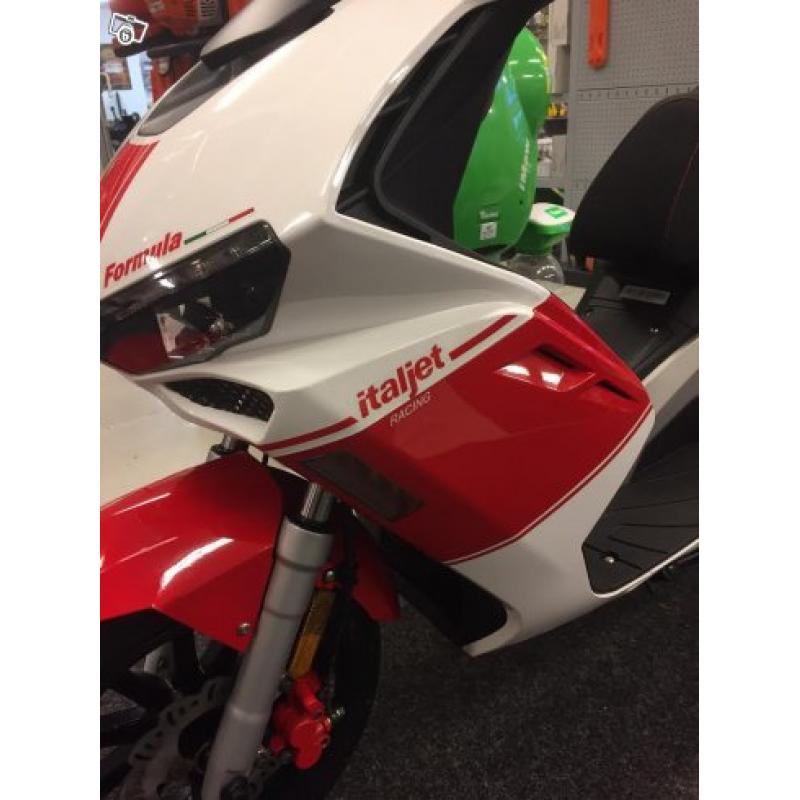 Eu Moped Italjet 50cc Formula racing vit röd